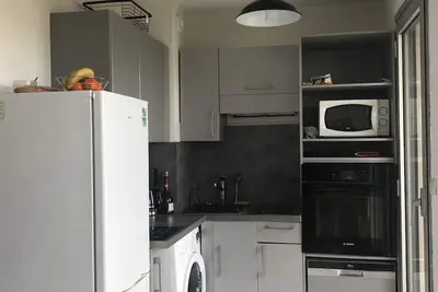 Image de Studio Bien Placé et Dans un Quartier Calme
