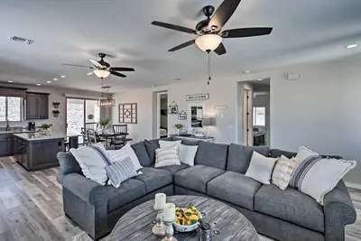 Image de Luxe Home w/ Ohv Access, 5 Mi to Lake Mohave!