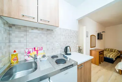 Image de Comfort Studio Apartment with Terrace-1