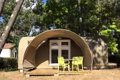 Image de Tente Lodge Coco Sweet 2ch - sans sanitaires | Insolite - 16m² terrasse couverte - sans Tv 4 personnes