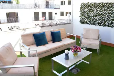 Image de Deluxe Penthouse Cathedral Views, 6 people, Parking optional
