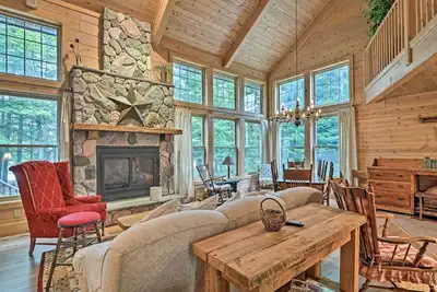 Image de Rustic + Modern Home w\/Fire Pit on Tower Pond!