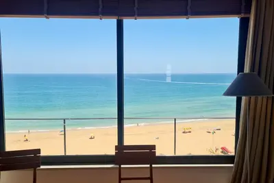 Albufeira Beach Cliffs House