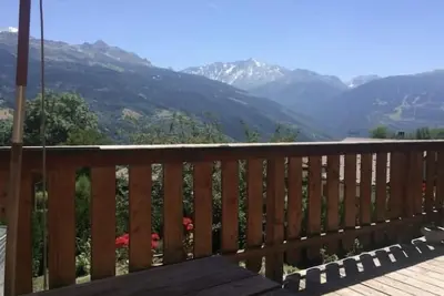 Image de Chalet 150m2, 2 terrasses, barbecue, vue panoramique à 7 min de Bourg St Mce