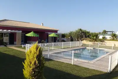 Image de Fabulous villa, quiet place, Swimming pool, Bbq, Ac, WiFi.