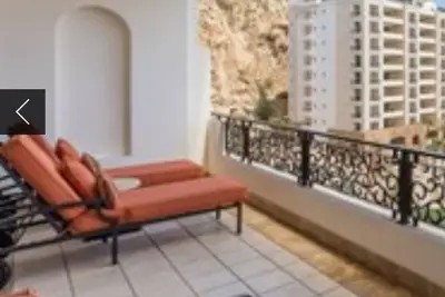 Image de Cabo 1 bedroom suite access to downtown & the arch!