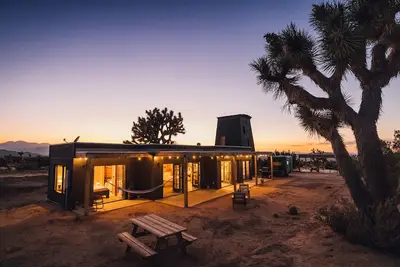 Image de Joshua Tree Hidden Tower Ranch -private, great views, landmark!