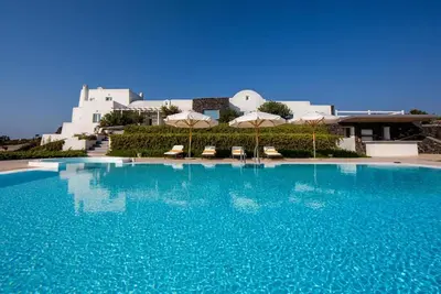 Wonderful Santorini Villa | 5 En-Suite Bedrooms | Villa Elysium | Heated Pool & Caldera Views | Akrotiri