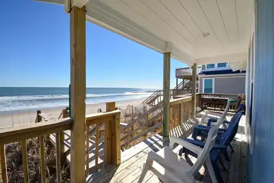 Image de \"Sea La Vie\" - Oceanfront Dog Friendly Home in Surf City - Sleeps 7