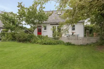 Image de Little House, pet friendly, with open fire in Red Wharf Bay