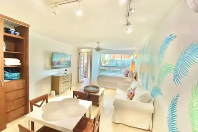 Image de Cabana Studio Apartment Beachfront Condo Pool