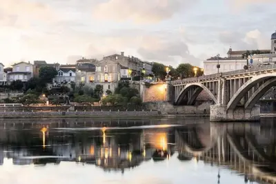 Image de On the banks of the Dordogne River, Saint Emilion