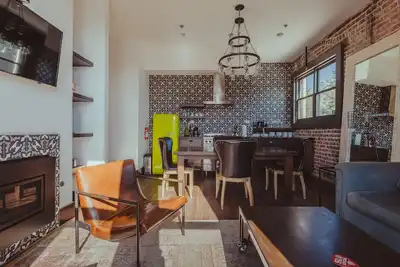 Image de Slo Brew Lofts - 2 Bedroom Gypsy