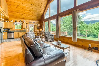 Image de Secluded cabin with incredible mountain views, private grill & deck