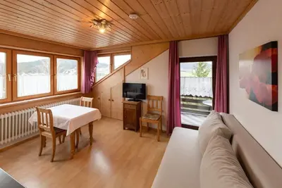 Image de Cozy apartment (40sqm) with balcony and free WiFi