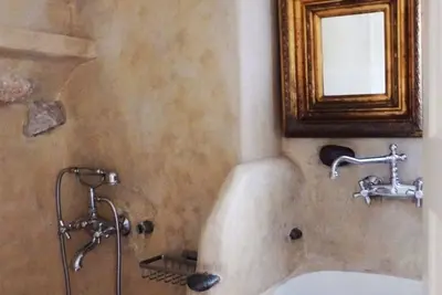 Charismatic Santorini Villa | Venetian Villa | 3 Bedrooms | Private Pool & Jacuzzi