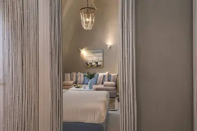 (w) Villa Fira Grand - Fira - Superbe villa 1 chambre avec piscine privee et bain a remous