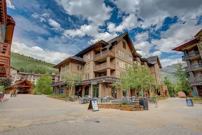 Image de Rare Center Village 3 Bedroom - Right in the heart of Center Village! !