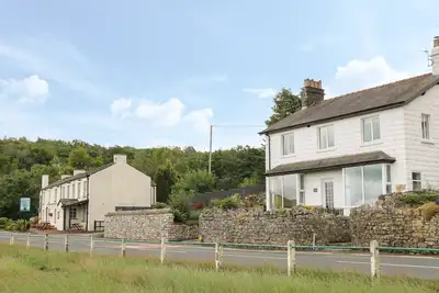 Image de Driftwood, pet friendly, with a garden in Sandside