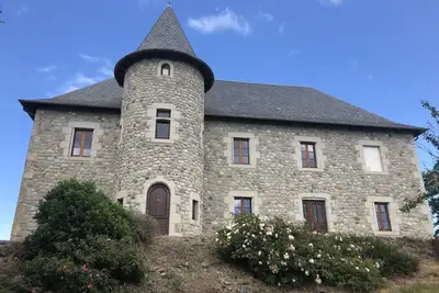 Image de Magnifique maison de type château au cœur des monts d’Auvergne
