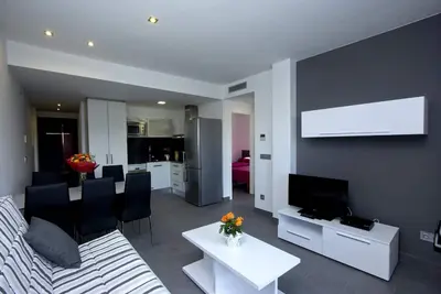Image de Appartement de vacances Roses pour 1 - 6 personnes avec 2 chambres à coucher - Appartement de vacanc
