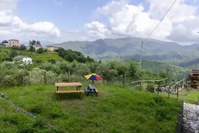 Image de Altido Family 2 Br Apt for 6 with backyard in Mattarana
