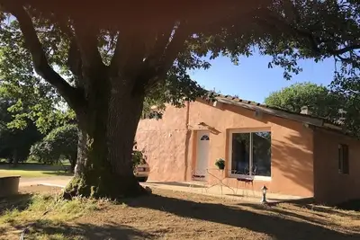 Image de Gite pour 2 avec piscine dans campagne gersoise