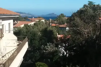 Image de Pretty quiet one-bedroom apartment on the ground floor with large terrace, near the sea – St Aygulf