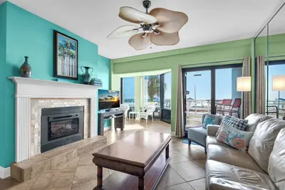 Image de 🦜🌴Steps2Beach-Gulf Views-Pool-2br Parrot-dise Palms🦜🌴