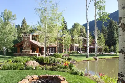 Image de Aspen Oasis on the River