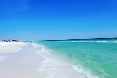 Image de Amazing Condo with Private Beach and all Beach Gear included!