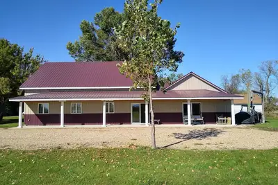 Image de Large Private Lodge located in the middle of a hunters paradise
