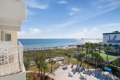Image de Destin West Gulfside 504 ~ Amazing Beach View ~ Free Beach Service ~ Must See!