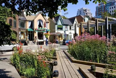 Image de Amazing 3 bedrooms Apartment Yonge\/Finch\/Sheppard. 10 mins walking to Subway sta