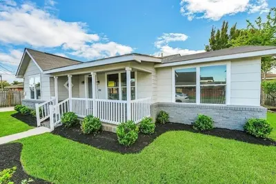 Image de Beautiful 3/1 Home in Desirable Houston Heights