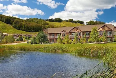 Image de Fabulous Scenic Fall Retreat Oct 10-17