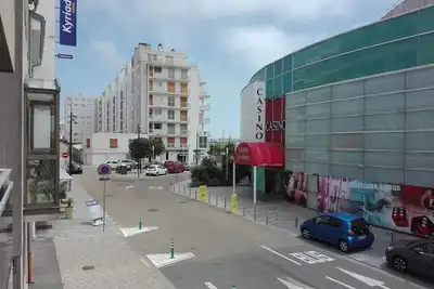Studio rénové avec balcon à 100m de la plage et piscine - 4 personnes - Les Sables-d'Olonne