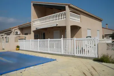 Image de Villa de 75m, 4étoiles, piscine privée, 3chambres, cuisine climatisée, terrasse.