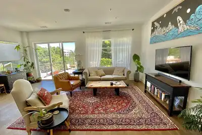 Image de New Modern East Austin Condo - 3mi. from Downtown