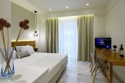Image de Bellevue Suites - Studio 1 with Pool View