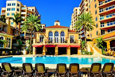 Image de Belle Harbor 74w Relax in Luxury at our Spacious Clearwater Beach Townhome - Steps from the Sand!