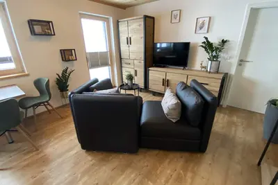 Image de Apartment with its own garden and mountain view