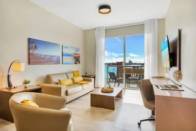 Image de Apartment with  Hot Tub and Infinite Pool