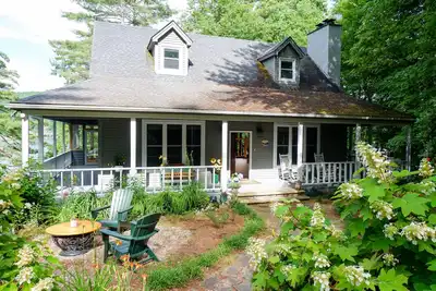 Image de Cottage on the Point