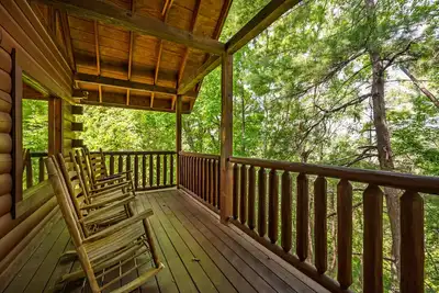 Image de Prime Pigeon Forge Location! Close to Dollywood & all Pf attractions! Ez Roads!