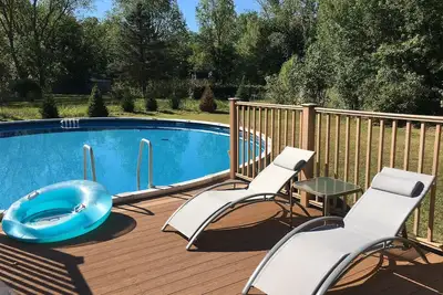 Image de A Warren Dunes Retreat- Pool, Hot Tub, Pet Friendly, firepit, Pergola, more!