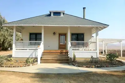 Image de The Ranch House, near Mercy Hot Springs.
