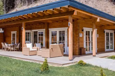 Image de Elegant chalet (100 sqm) with 3 bedrooms and outdoor terrace