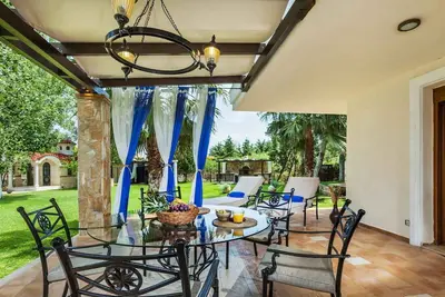 Image de Luxury Halkidiki Villa | Villa Dione |  4 Bedroom Villa | Beach Front | Pefkochori