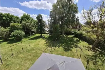 Image de Bright 2 room apartment with a terrace facing the park-like garden